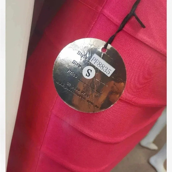 Passion Fusion Hot Pink Tiered Stretch Mini Skirt Size Small - Picture 9 of 9